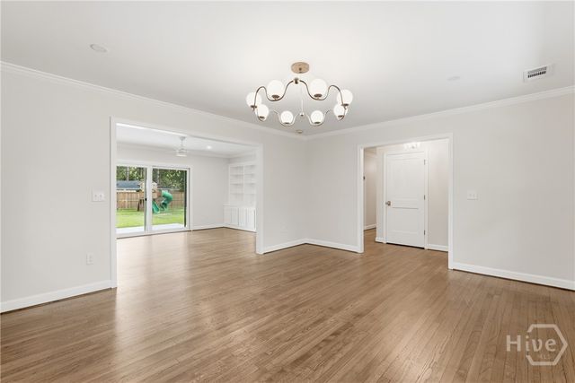 130 Hopecrest Avenue, Savannah, GA 31406