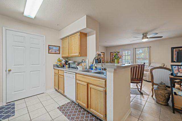 4040 Dancing Cloud Court 332, Destin, FL 32541