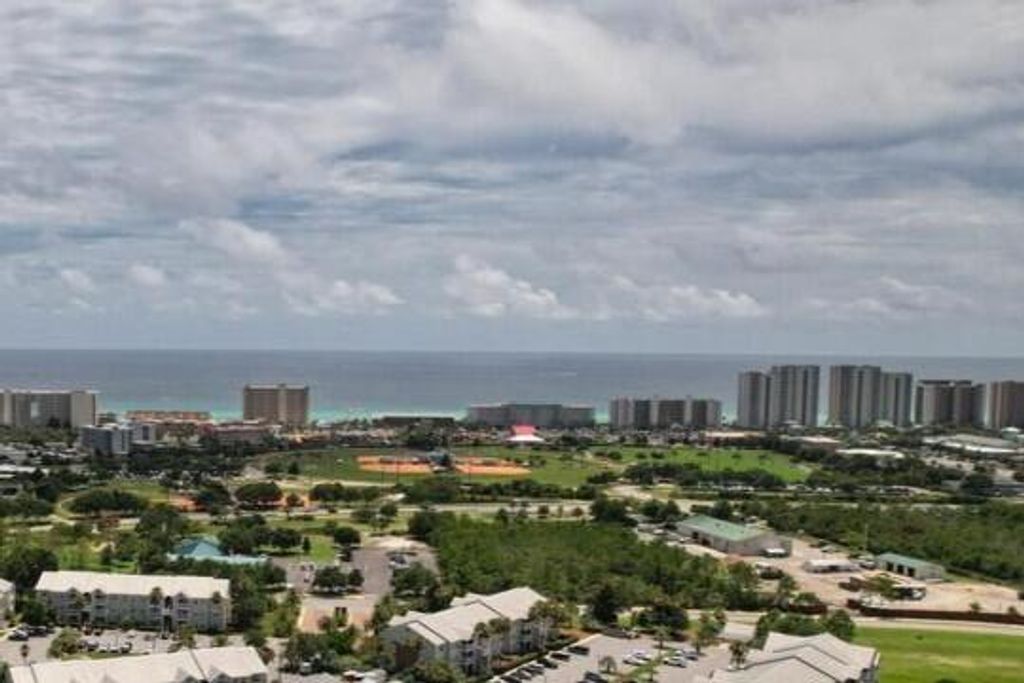 4040 Dancing Cloud Court 332, Destin, FL 32541