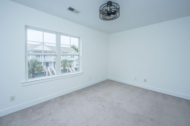 1602 Hopeman Lane, Mount Pleasant, SC 29466
