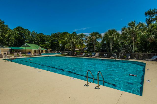 1602 Hopeman Lane, Mount Pleasant, SC 29466