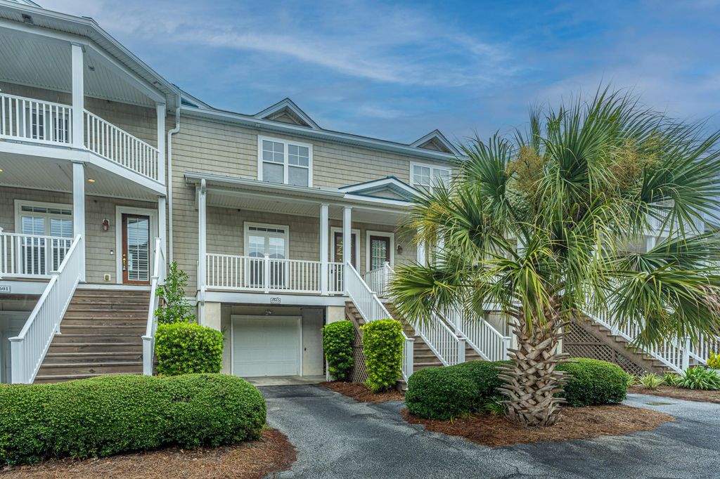 1602 Hopeman Lane, Mount Pleasant, SC 29466