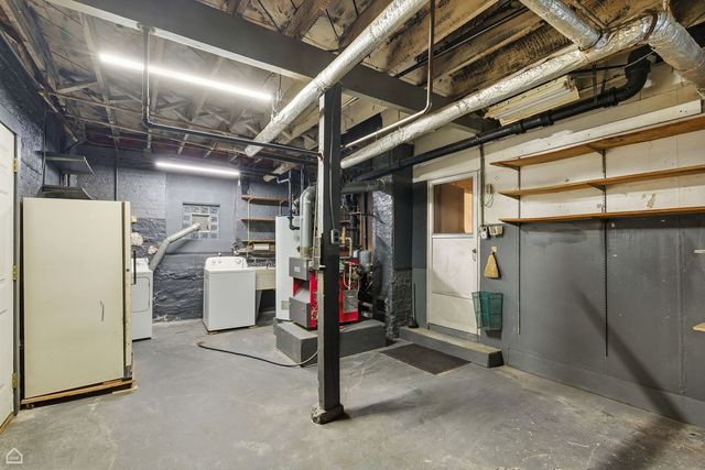 5040 W Patterson Avenue, Chicago, IL 60641