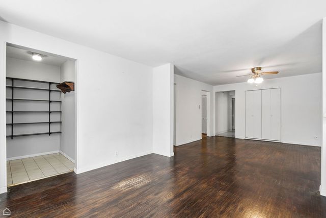 5040 W Patterson Avenue, Chicago, IL 60641