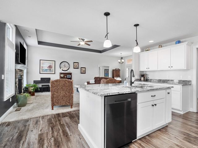 113 Edenbridge Boulevard, Fort Wayne, IN 46845