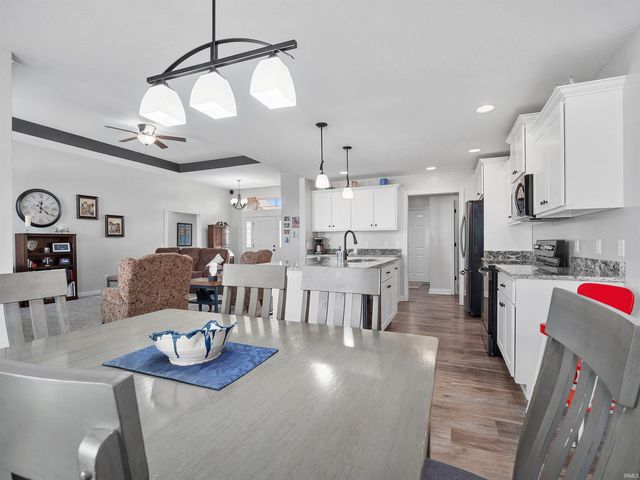 113 Edenbridge Boulevard, Fort Wayne, IN 46845