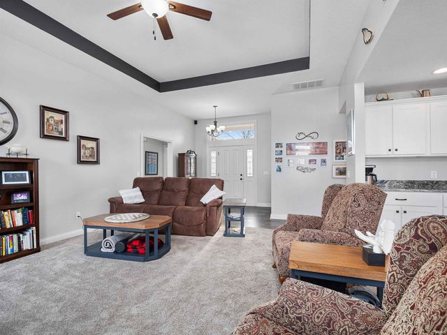 113 Edenbridge Boulevard, Fort Wayne, IN 46845