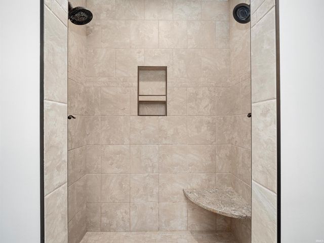 113 Edenbridge Boulevard, Fort Wayne, IN 46845