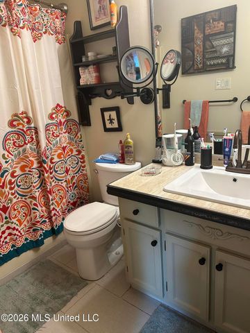 980 Hamakua Street, Diamondhead, MS 39525