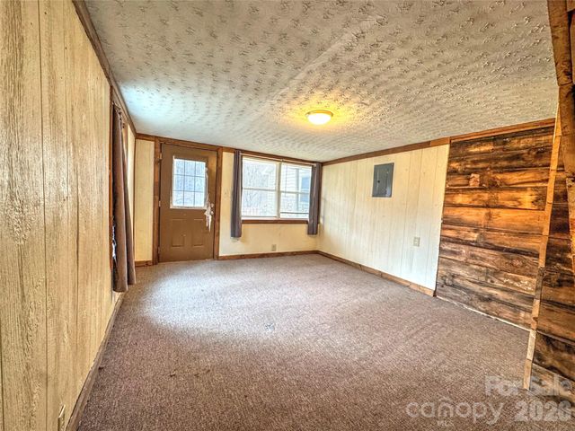 1101 Otter Creek Road, Topton, NC 28781