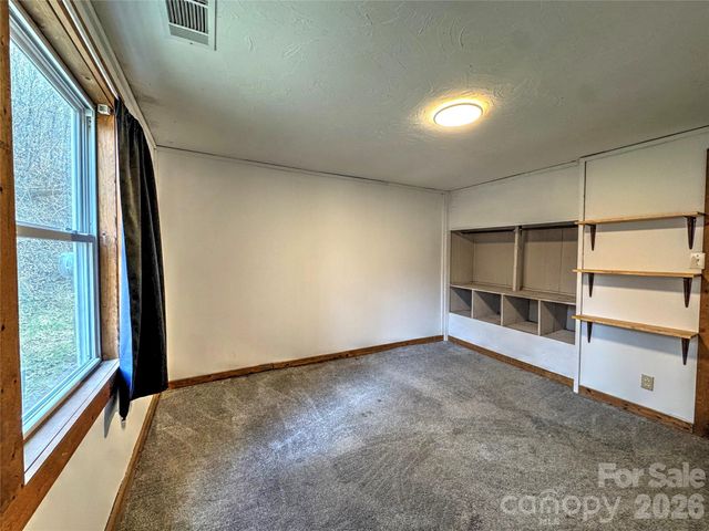 1101 Otter Creek Road, Topton, NC 28781