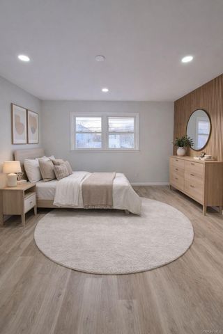 258 Jefferson Avenue, Island Park, NY 11558