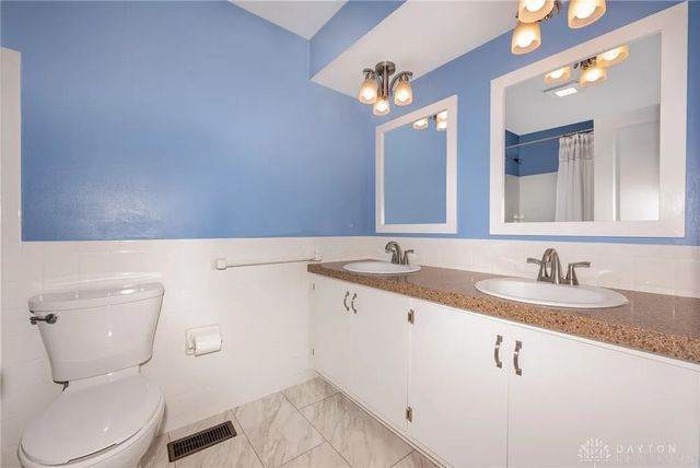 2360 E Rahn Road, Kettering, OH 45440