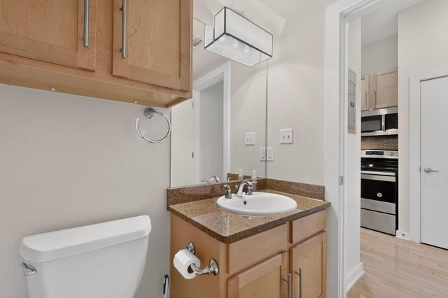 2931 E 12th ST 206, Austin, TX 78702