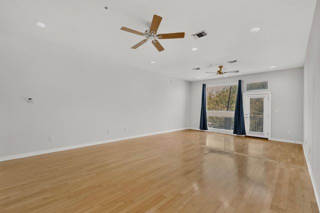 2931 E 12th ST 206, Austin, TX 78702