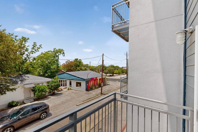 2931 E 12th ST 206, Austin, TX 78702