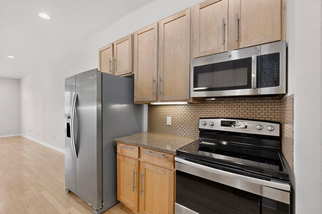 2931 E 12th ST 206, Austin, TX 78702