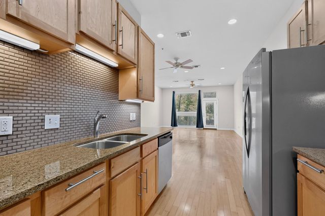 2931 E 12th ST 206, Austin, TX 78702
