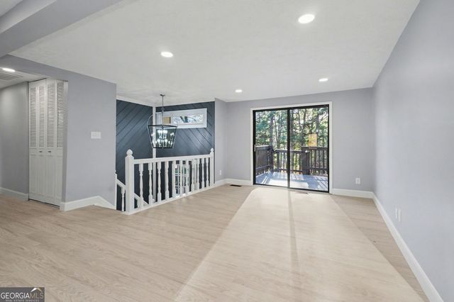 3224 Newcastle Way, Snellville, GA 30039