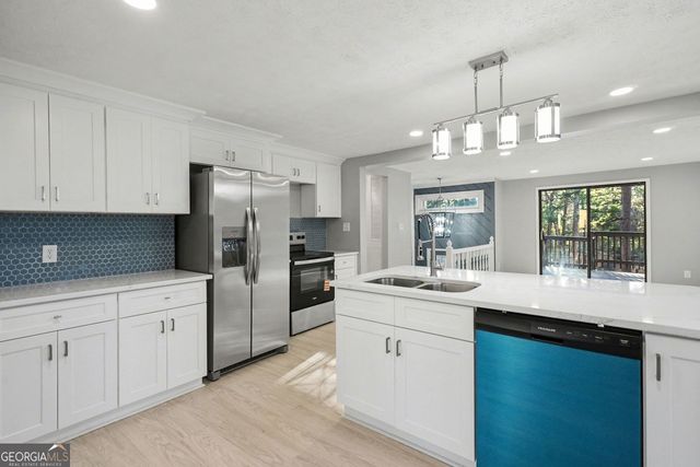 3224 Newcastle Way, Snellville, GA 30039