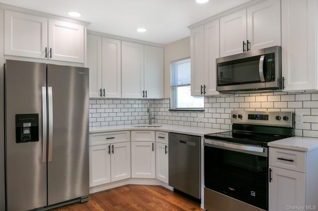 651 Americus Avenue, East Patchogue, NY 11772