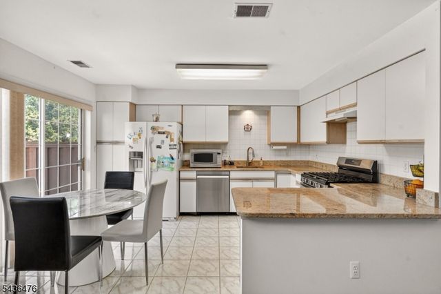 3006 Johnson Cir, Bridgewater Twp., NJ 08807
