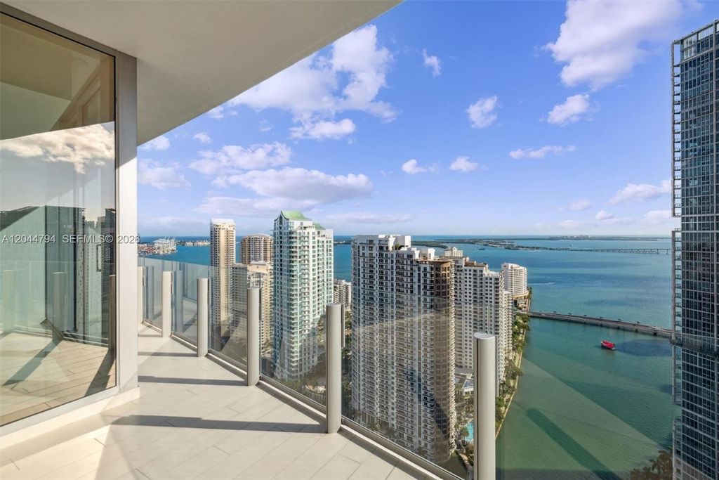 300 Biscayne Blvd Way 3805W, Miami, FL 33131