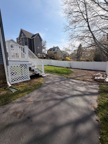 4 Granite Rd, Saugus, MA 01906