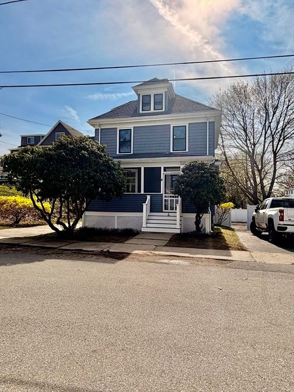 4 Granite Rd, Saugus, MA 01906