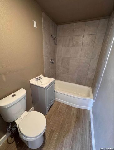 427 CRAVENS AVE, San Antonio, TX 78223