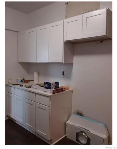 11 Lawrence st 1L, Yonkers, NY 10705