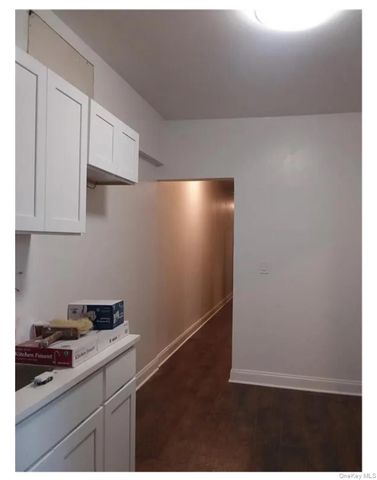 11 Lawrence st 1L, Yonkers, NY 10705