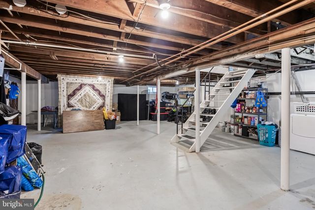 925 LOWER LANDING RD, Blackwood, NJ 08012