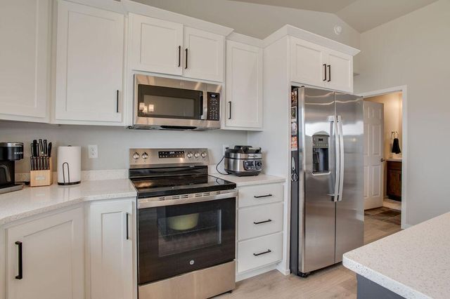 7052 Benji Lane, Horace, ND 58047