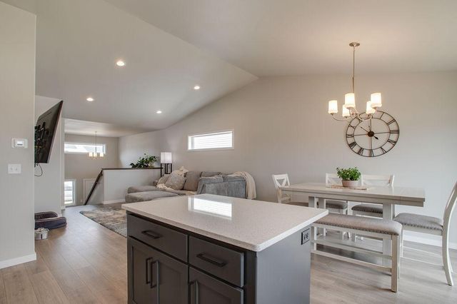 7052 Benji Lane, Horace, ND 58047