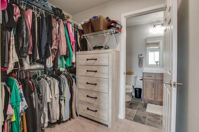 7052 Benji Lane, Horace, ND 58047