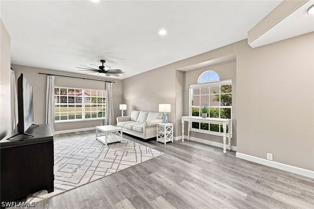 28080 Cavendish CT 2006, Bonita Springs, FL 34135