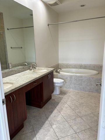 3020 NW 125th Ave 415, Sunrise, FL 33323