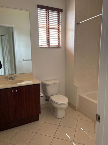 3020 NW 125th Ave 415, Sunrise, FL 33323