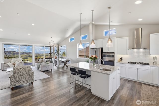 10105 174th Avenue E, Bonney Lake, WA 98391