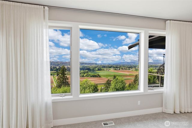 10105 174th Avenue E, Bonney Lake, WA 98391