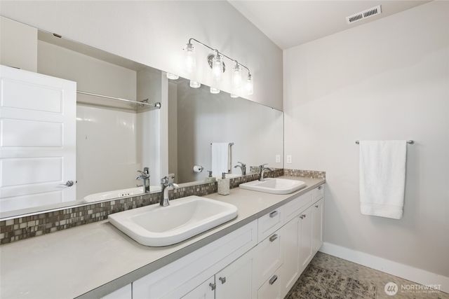 10105 174th Avenue E, Bonney Lake, WA 98391