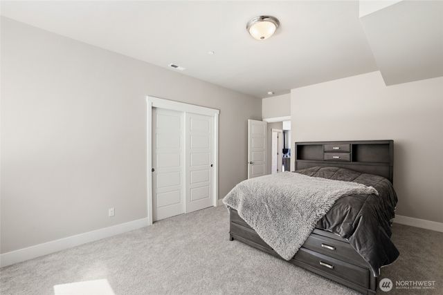 10105 174th Avenue E, Bonney Lake, WA 98391