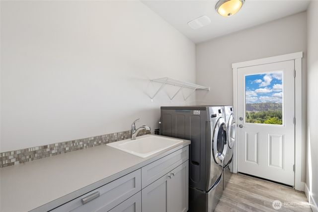 10105 174th Avenue E, Bonney Lake, WA 98391