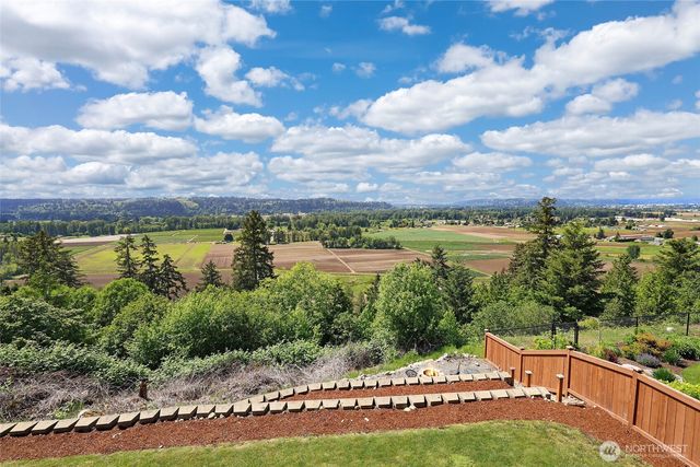 10105 174th Avenue E, Bonney Lake, WA 98391