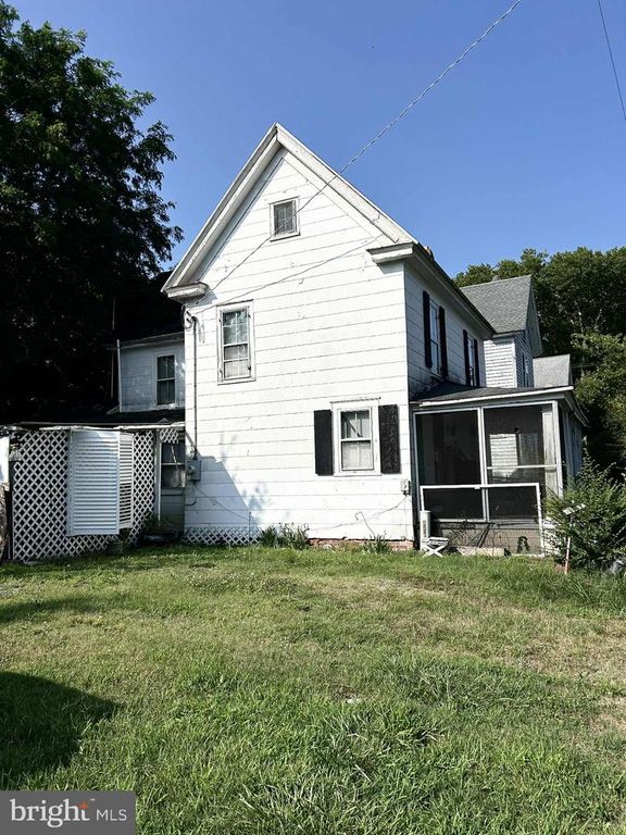 8359 NEWARK RD, Newark, MD 21841