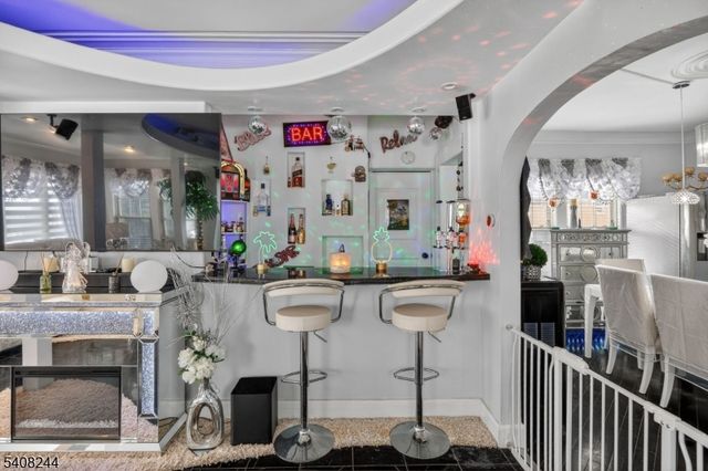 19 Victor St, Lodi Boro, NJ 07644