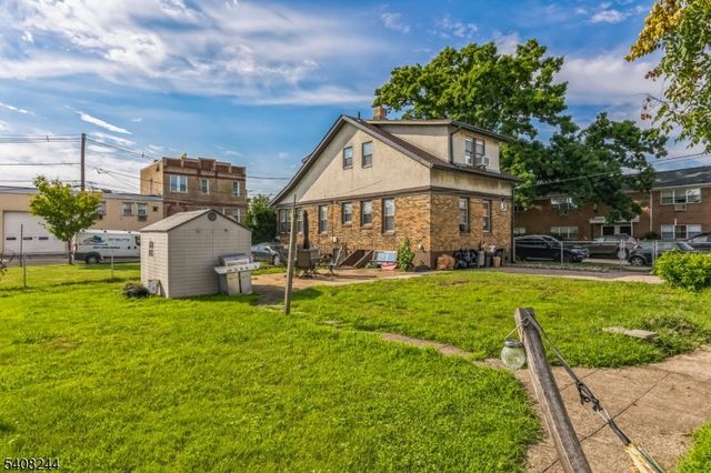 19 Victor St, Lodi Boro, NJ 07644