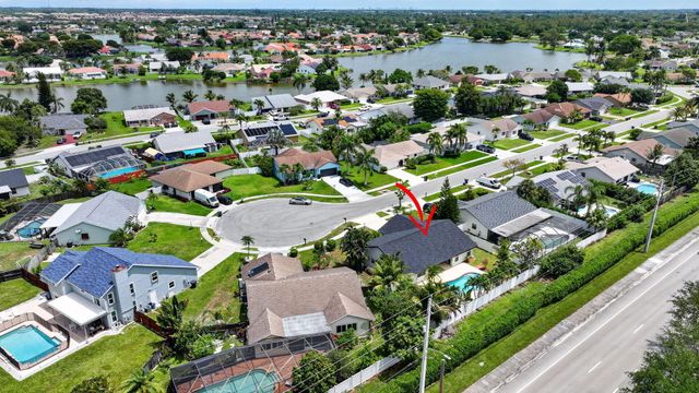 8444 Linden Way, Greenacres, FL 33467