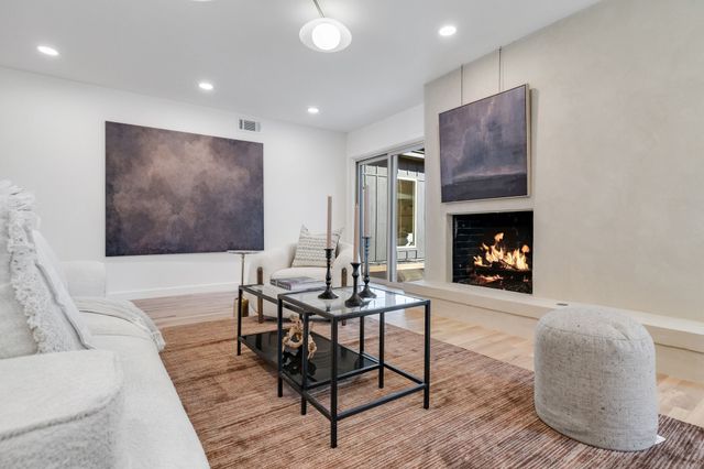 10930 Ridgemeadow Drive, Dallas, TX 75218